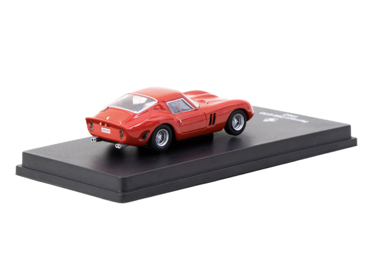 Car in Magazine CENTAURIA IXO  – Die Cast Car 1 64 Bewertung und Preis