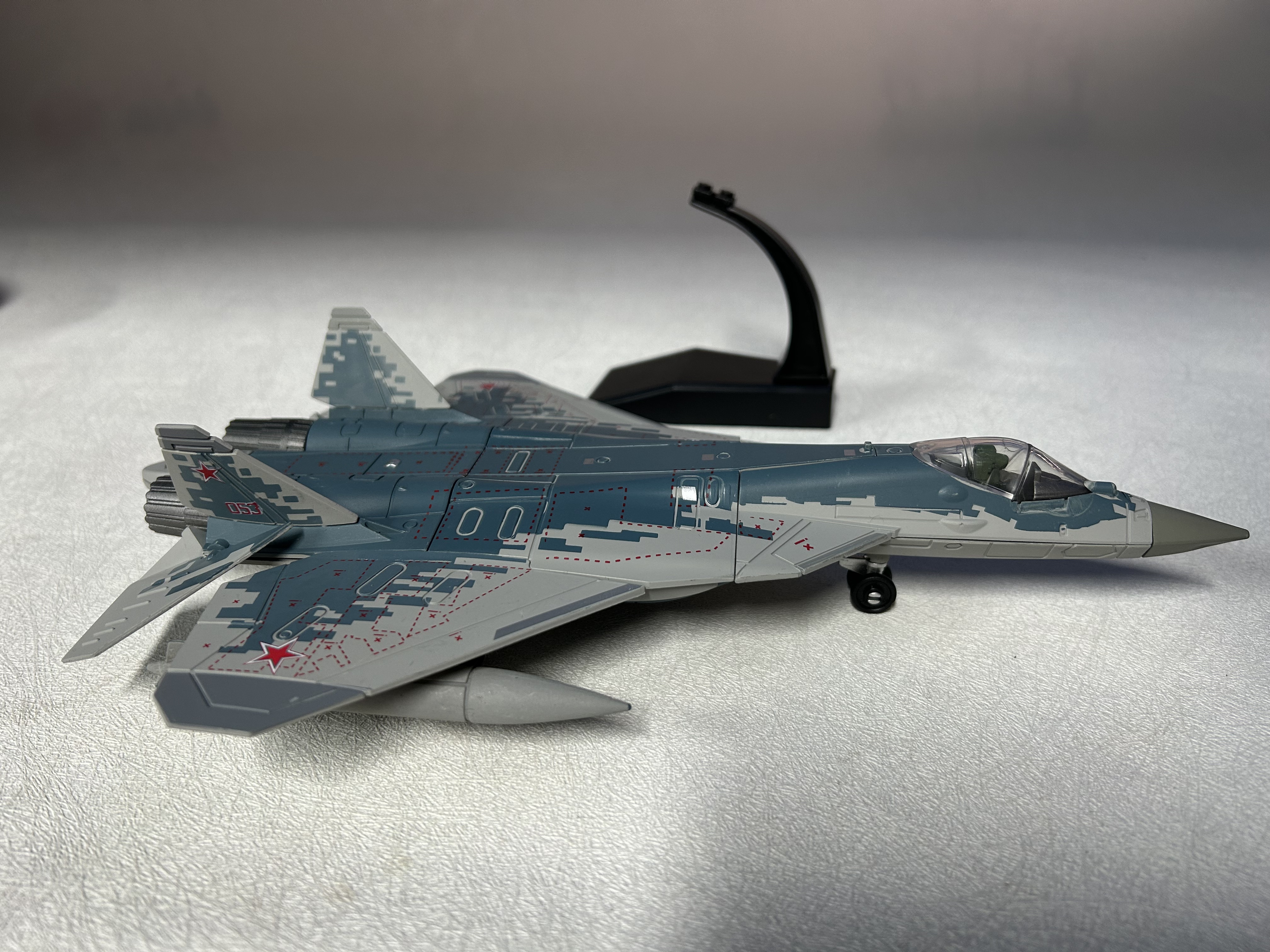Aircraft Model Toy 1/72 Scale  – Model Airplane Plastic Bewertung und Preis